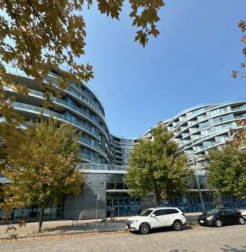 Photo 4 of Unit 307, 1 Edgewater Drive, Toronto, Waterfront Communities — HOMEH