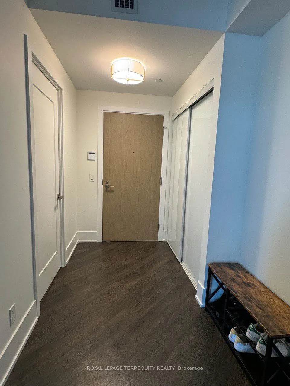 Photo 16 of Unit 307, 1 Edgewater Drive, Toronto, Waterfront Communities — HOMEH