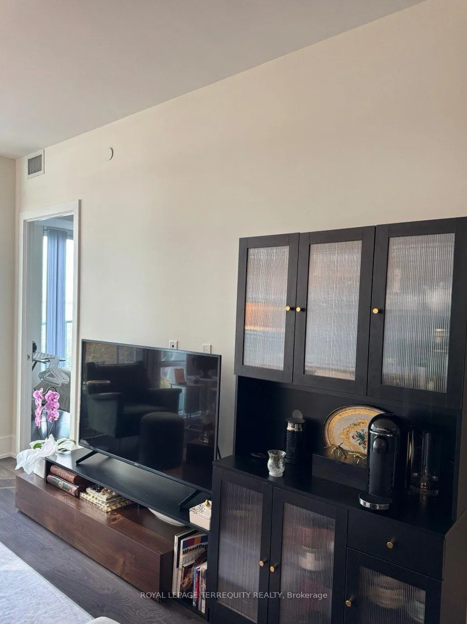 Photo 21 of Unit 307, 1 Edgewater Drive, Toronto, Waterfront Communities — HOMEH
