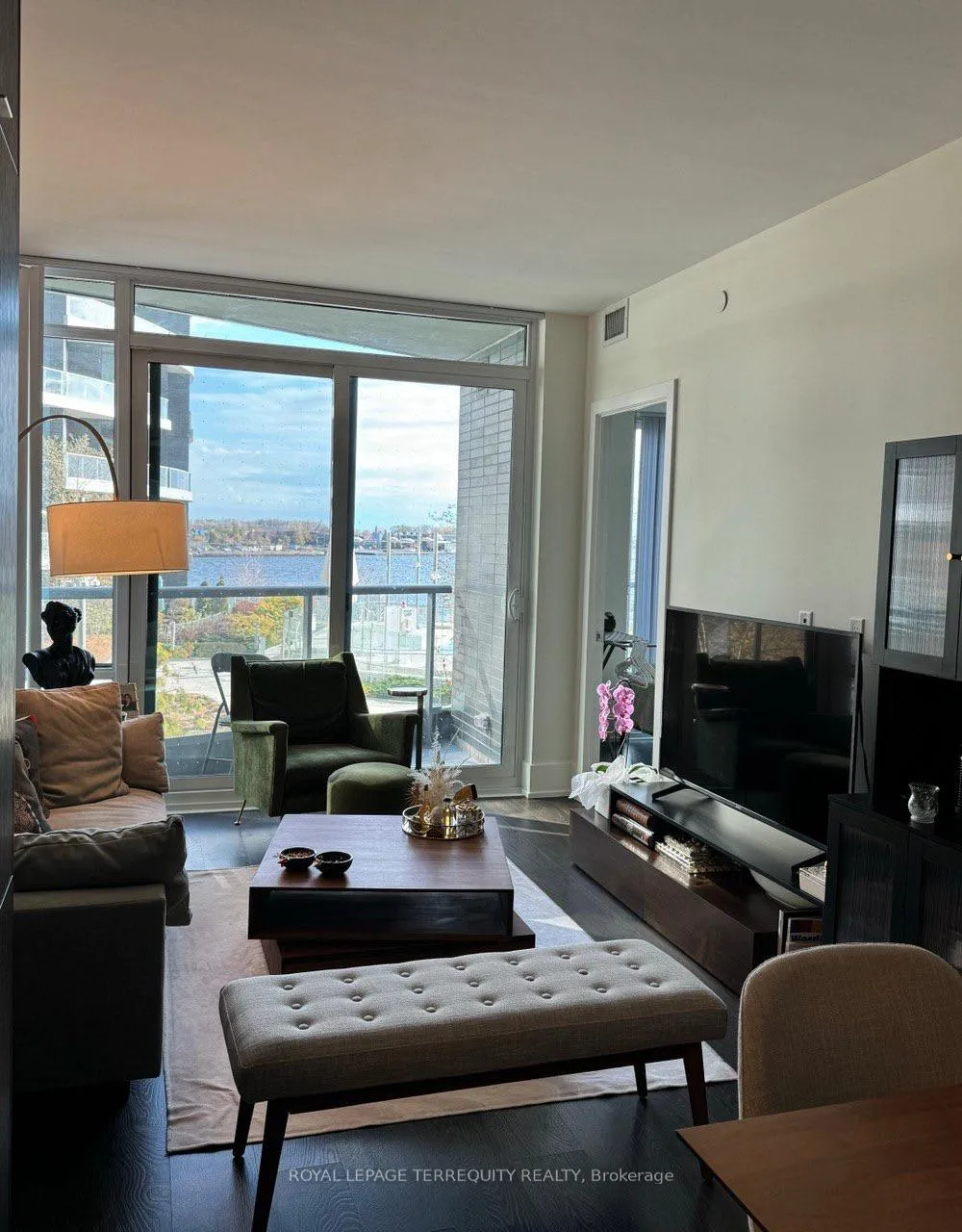 Photo 22 of Unit 307, 1 Edgewater Drive, Toronto, Waterfront Communities — HOMEH
