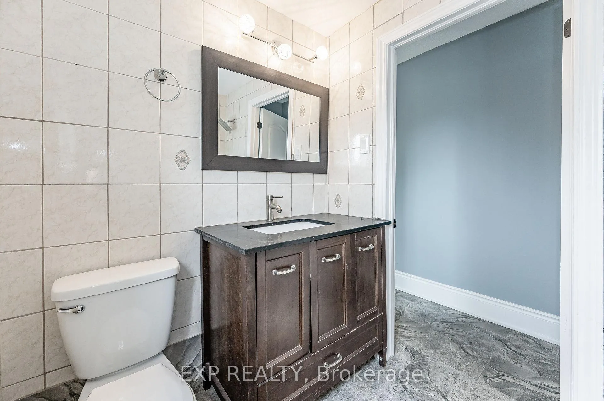Photo 31 of 140 Gage Avenue N, Hamilton, Crown Point — HOMEH