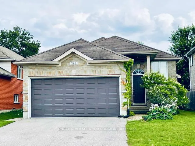 Front of Unit Lower, 125 Sovereign's Gate