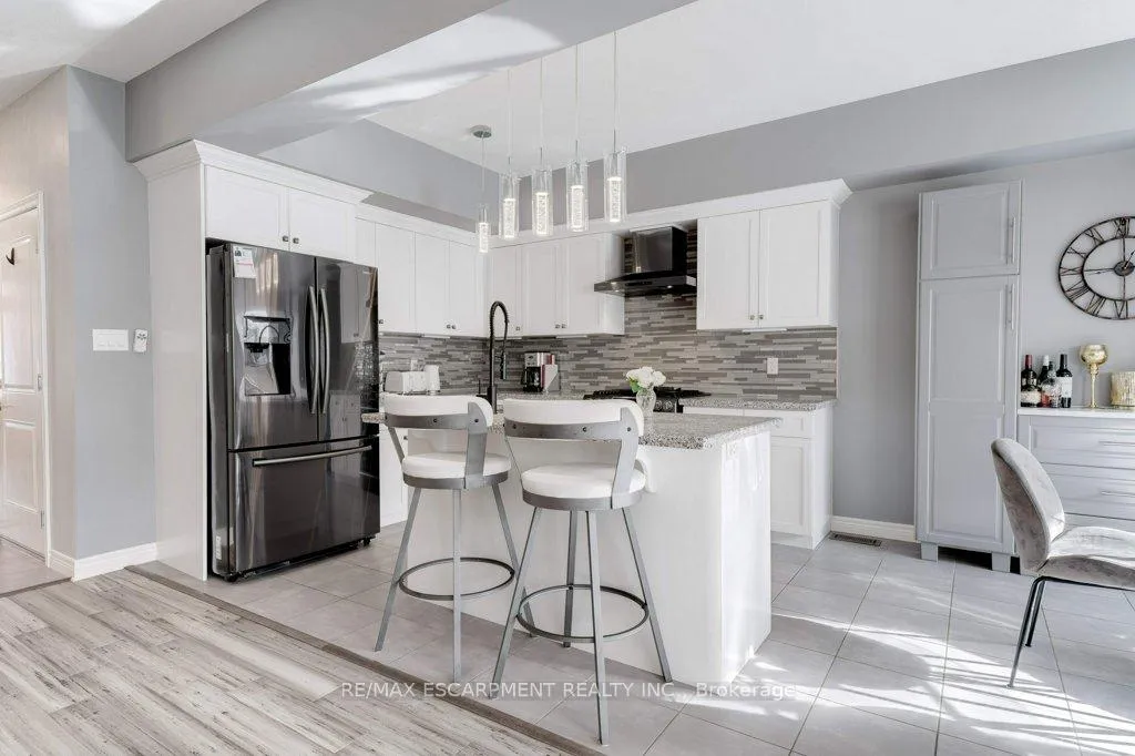 Photo 10 of Unit 12, 98 Shoreview Place, Hamilton, Stoney Creek — HOMEH