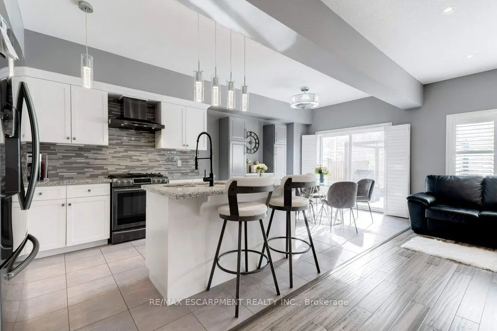 Photo 12 of Unit 12, 98 Shoreview Place, Hamilton, Stoney Creek — HOMEH