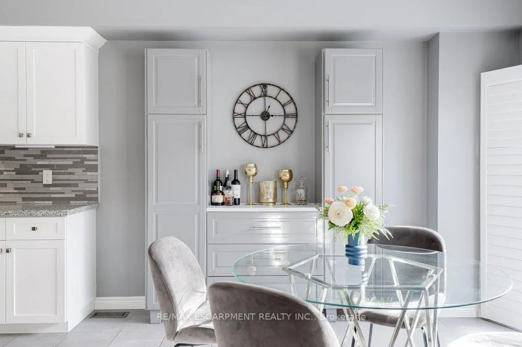 Photo 14 of Unit 12, 98 Shoreview Place, Hamilton, Stoney Creek — HOMEH