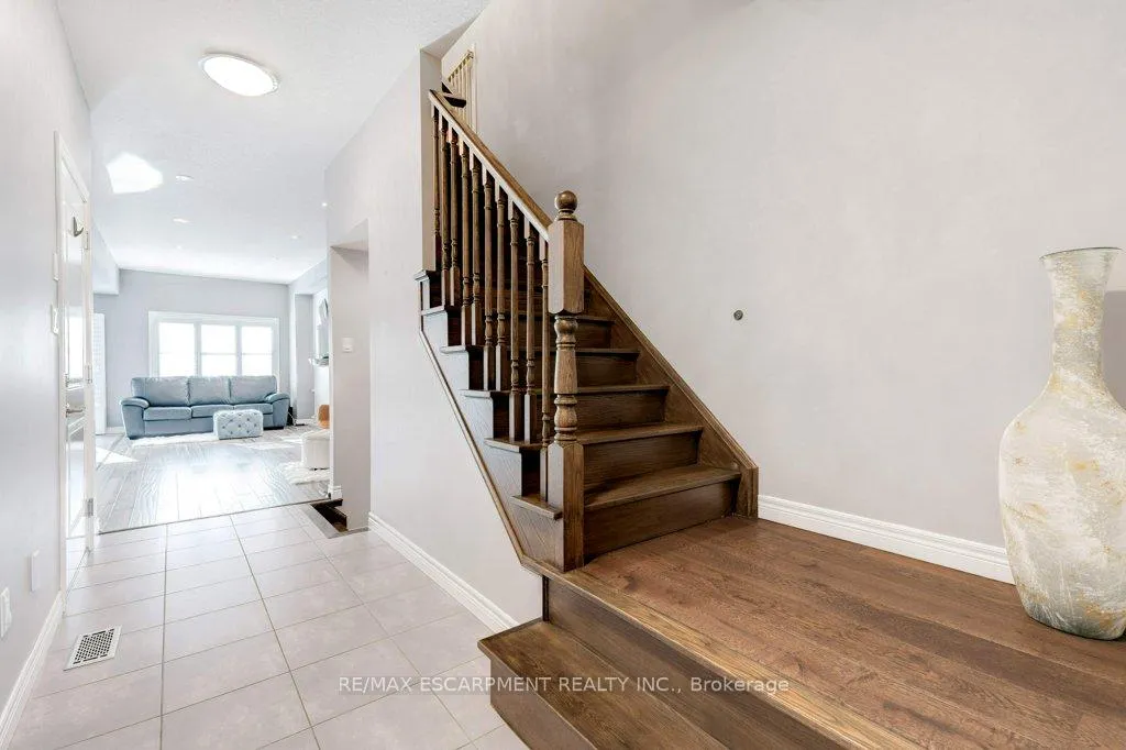 Photo 21 of Unit 12, 98 Shoreview Place, Hamilton, Stoney Creek — HOMEH