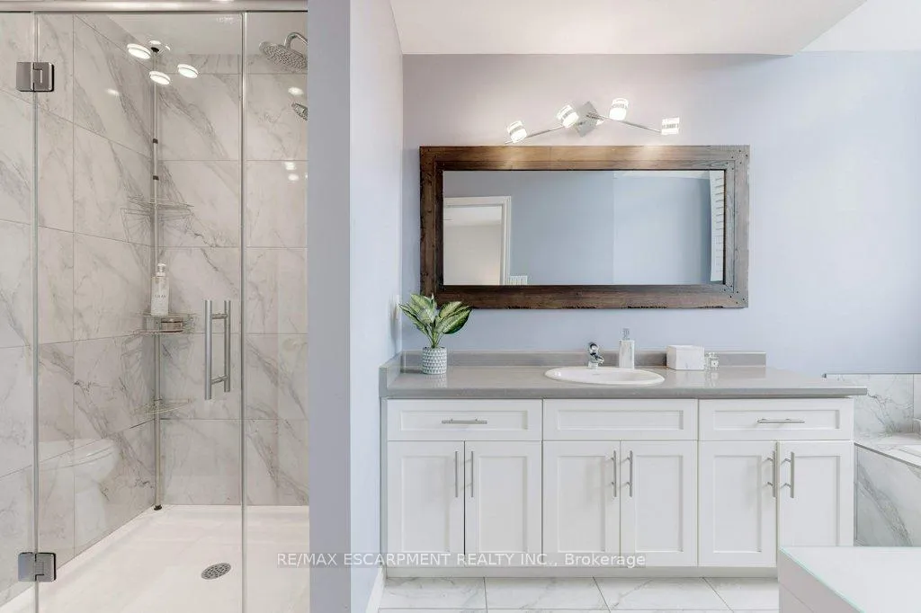 Photo 27 of Unit 12, 98 Shoreview Place, Hamilton, Stoney Creek — HOMEH