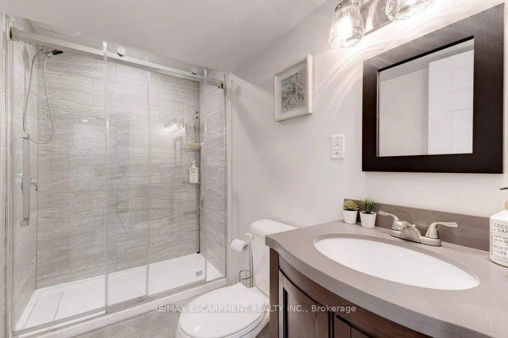 Photo 38 of Unit 12, 98 Shoreview Place, Hamilton, Stoney Creek — HOMEH