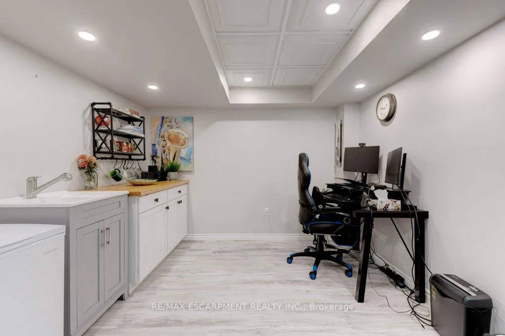 Photo 39 of Unit 12, 98 Shoreview Place, Hamilton, Stoney Creek — HOMEH