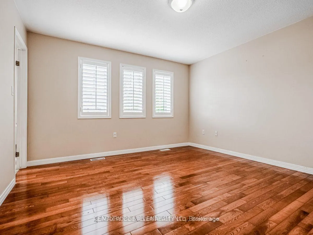Photo 16 of 10 Fairhaven Drive, Hamilton, Stoney Creek — HOMEH