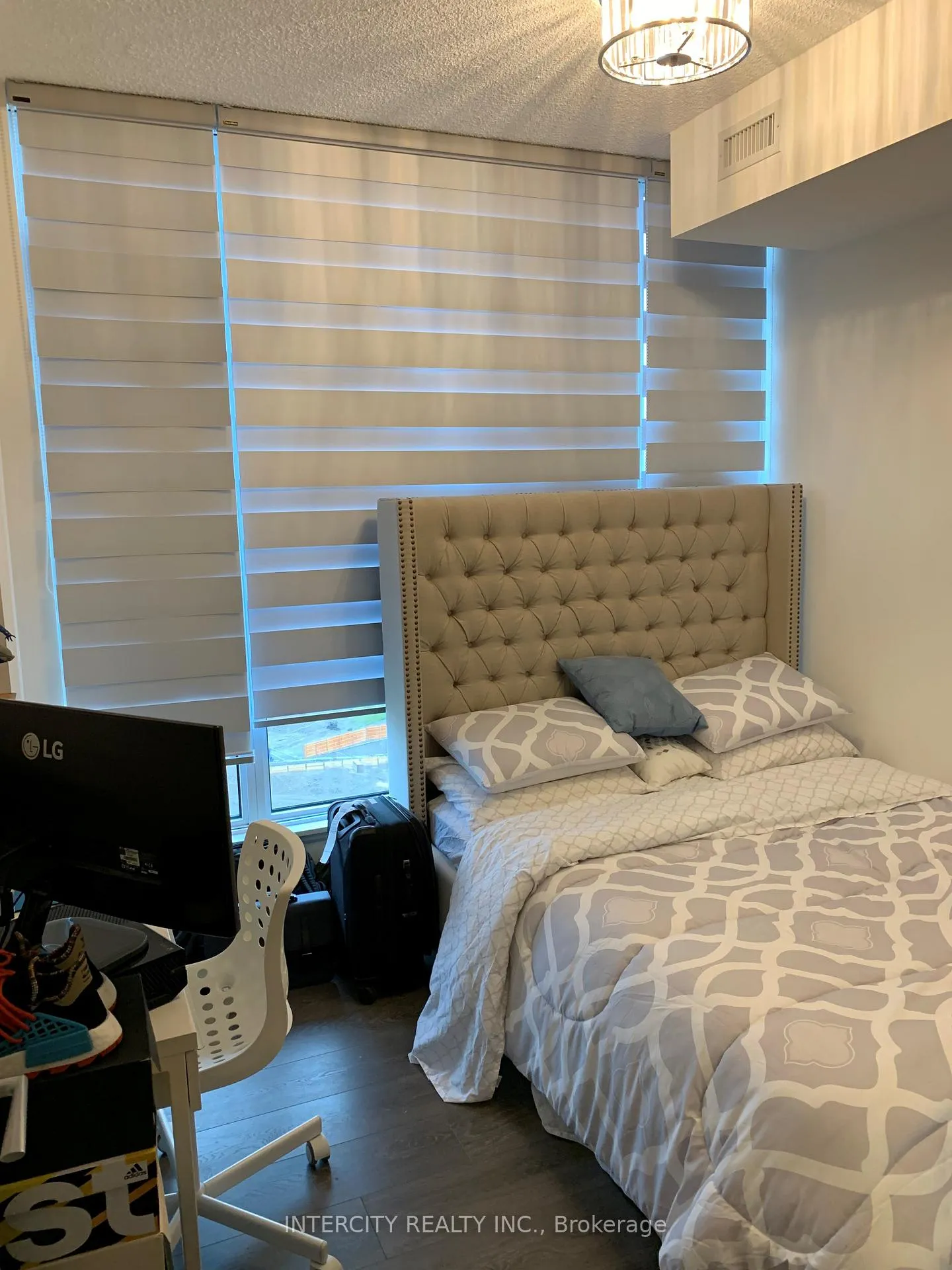 Photo 8 of Unit 1105, 180 Enterprise Boulevard, Markham, Unionville — HOMEH