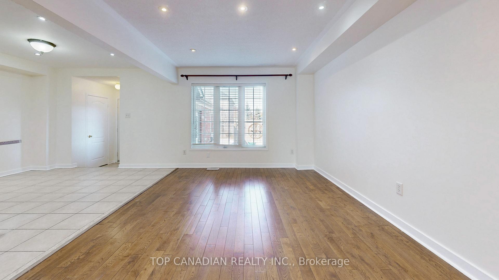 Photo 9 of 6 Hinchcliff Gate, Ajax, Northeast Ajax — HOMEH