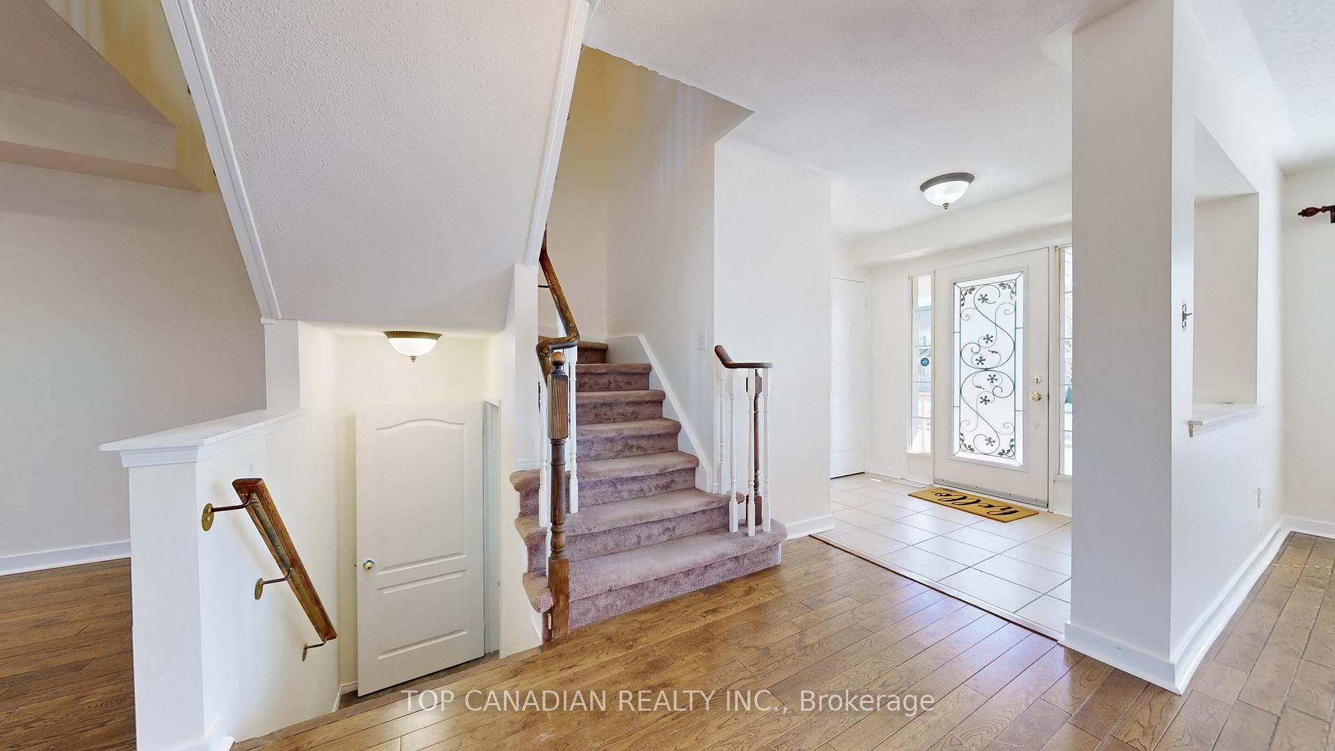 Photo 20 of 6 Hinchcliff Gate, Ajax, Northeast Ajax — HOMEH