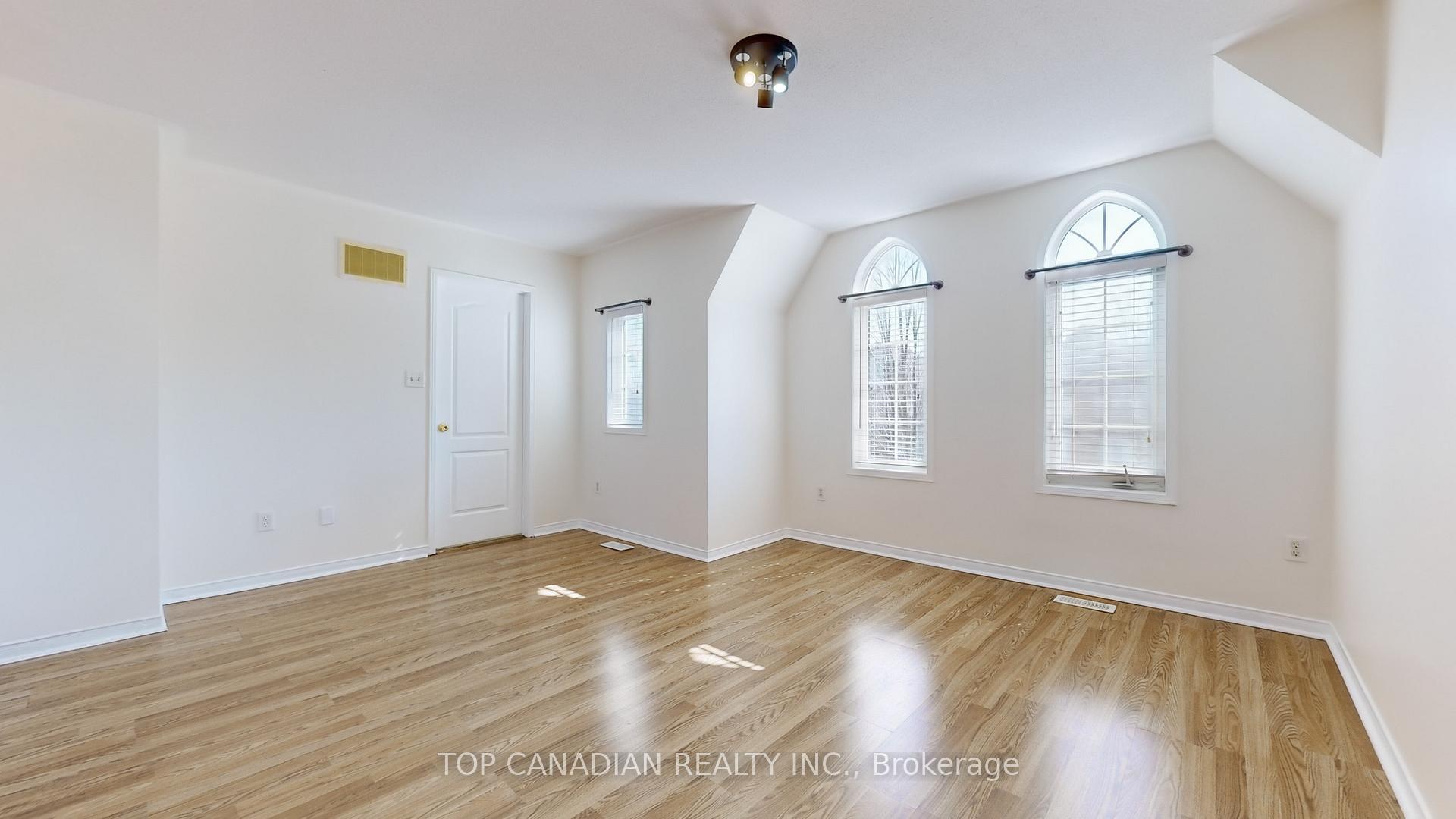 Photo 21 of 6 Hinchcliff Gate, Ajax, Northeast Ajax — HOMEH