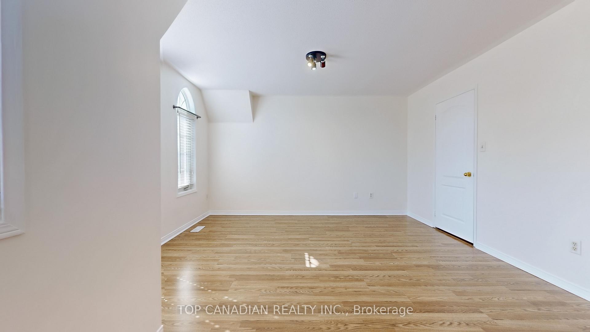 Photo 22 of 6 Hinchcliff Gate, Ajax, Northeast Ajax — HOMEH