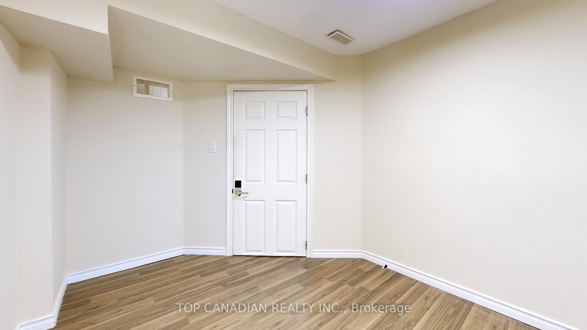 Photo 36 of 6 Hinchcliff Gate, Ajax, Northeast Ajax — HOMEH