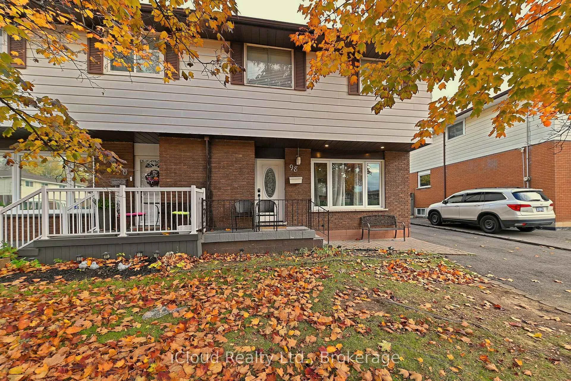 Photo 3 of 98 Riverdale Drive, Hamilton, Riverdale — HOMEH