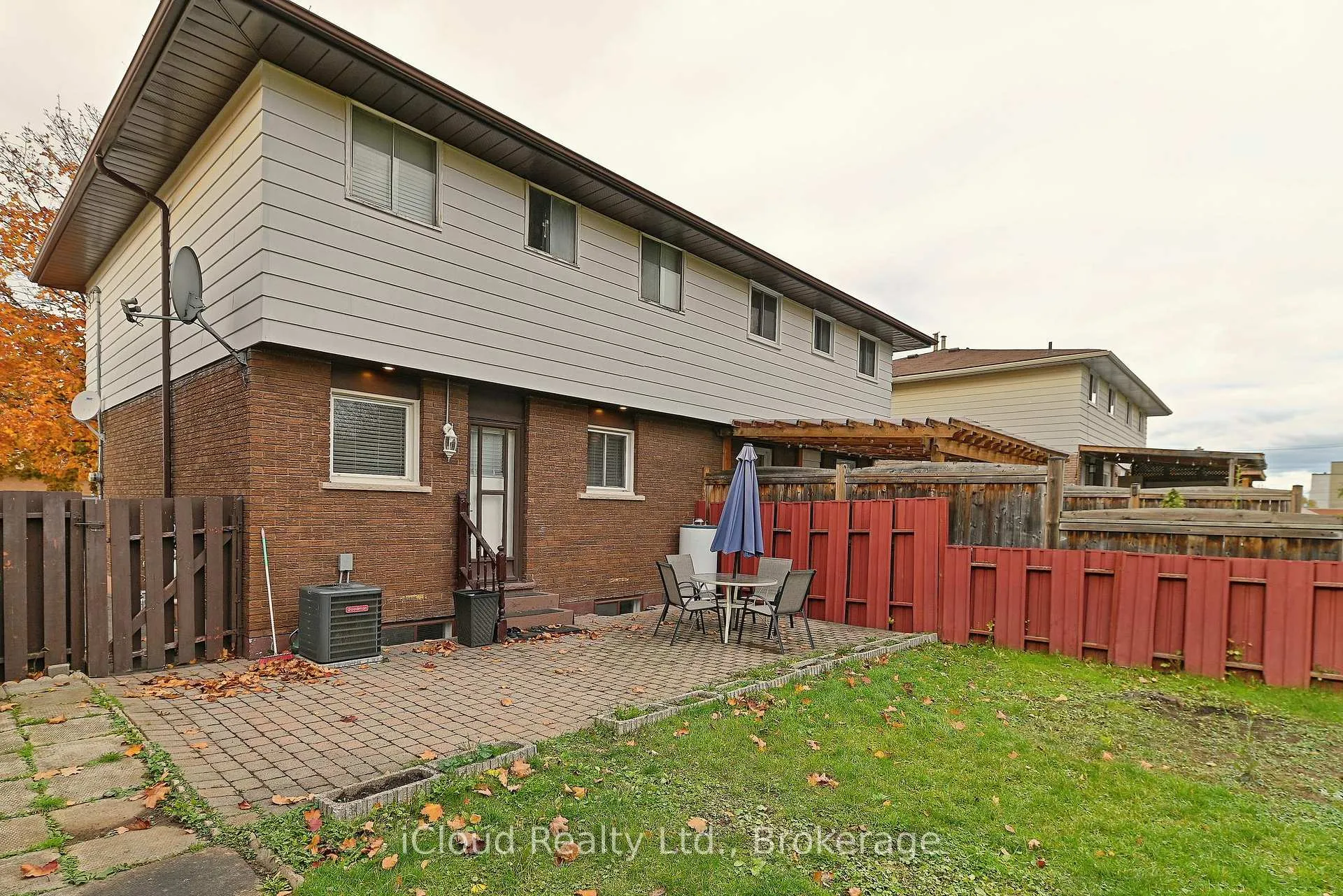 Photo 27 of 98 Riverdale Drive, Hamilton, Riverdale — HOMEH