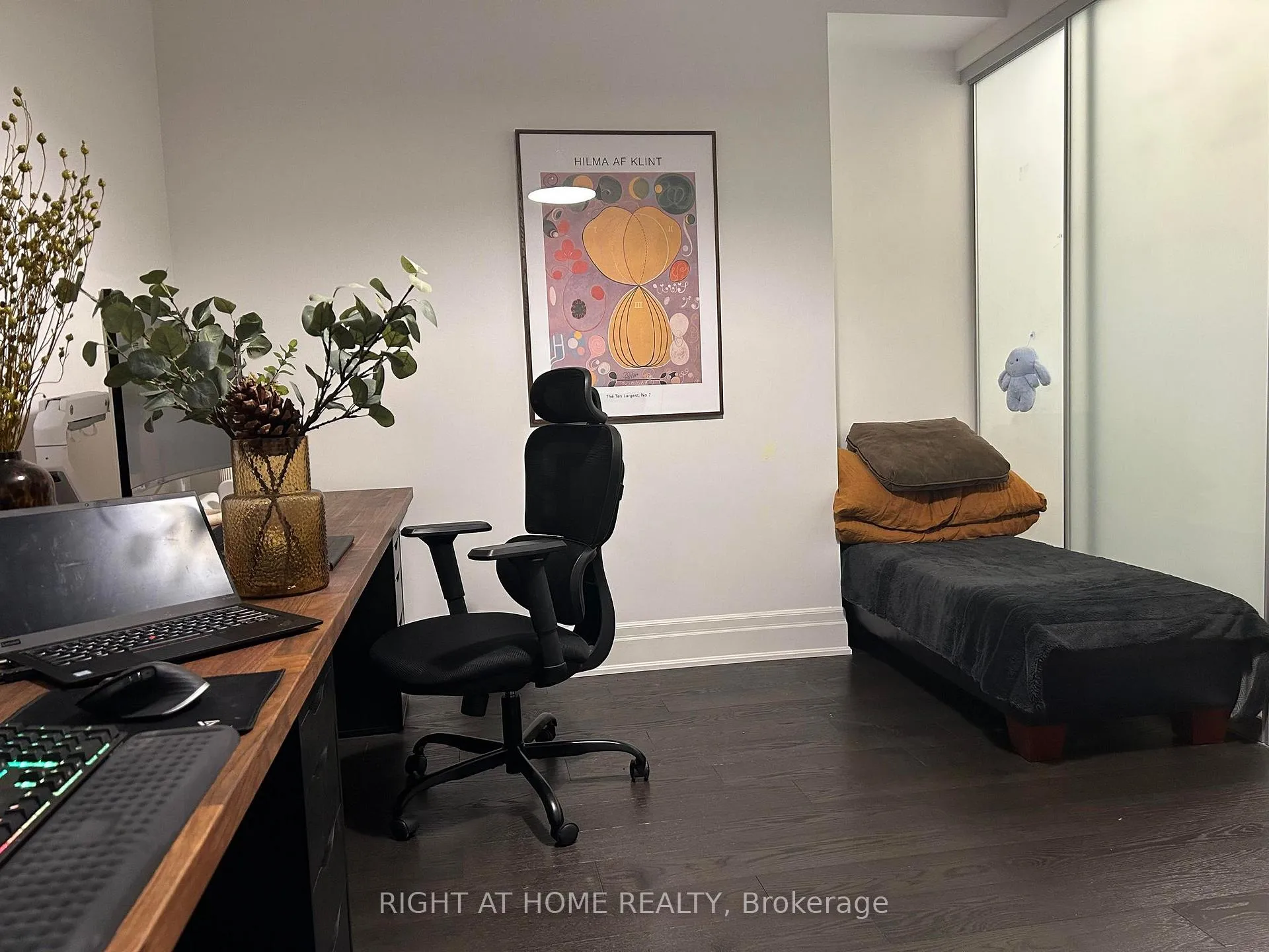 Photo 10 of Unit 4106, 8 The Esplanade, Toronto, Waterfront Communities — HOMEH