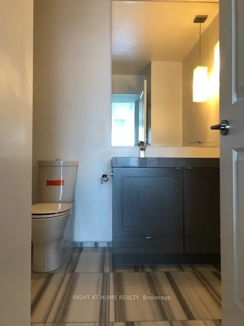 Photo 12 of Unit 4106, 8 The Esplanade, Toronto, Waterfront Communities — HOMEH