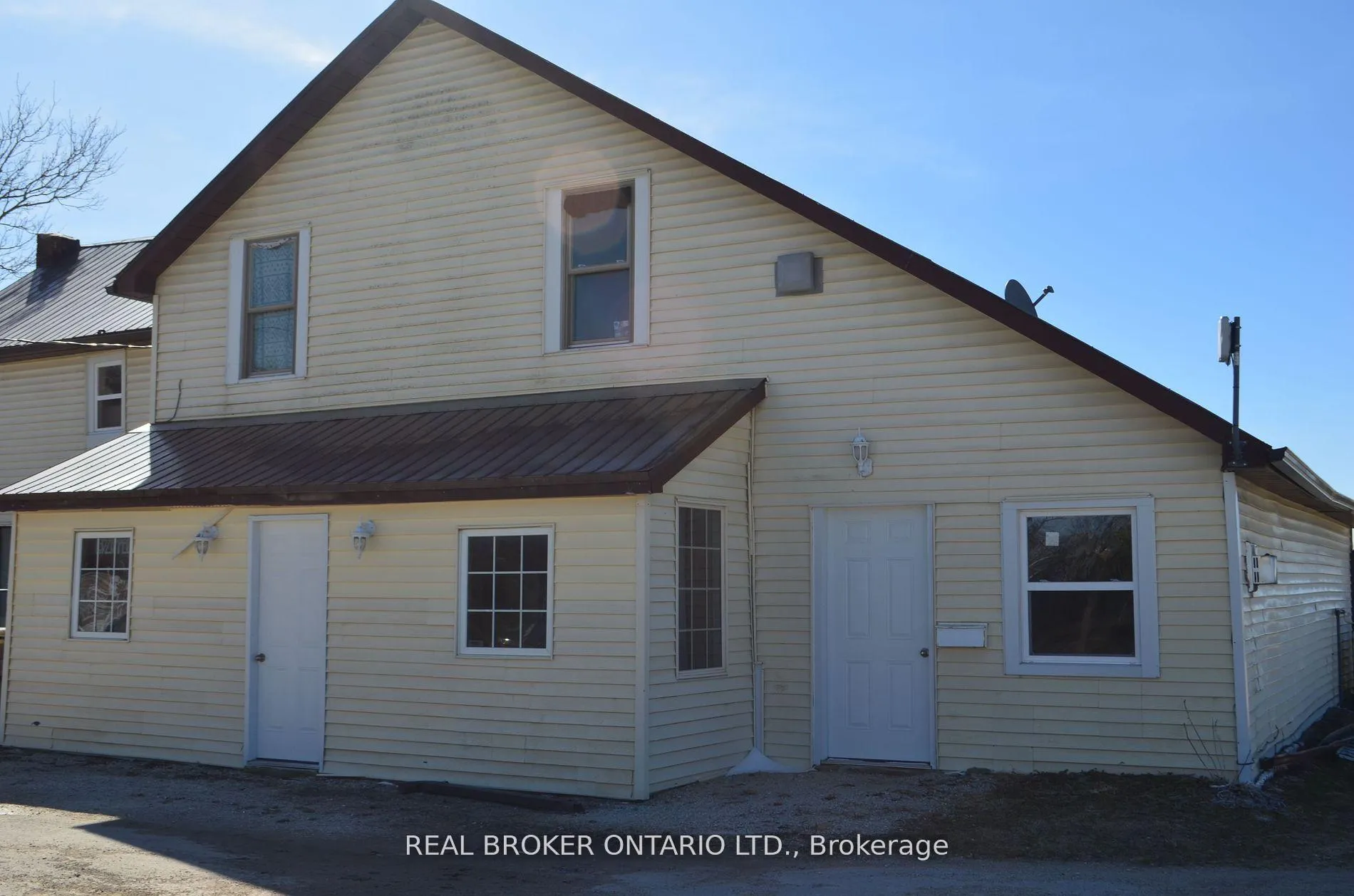 Photo 2 of Unit 2, 633785 63 Road, Grey Highlands — HOMEH