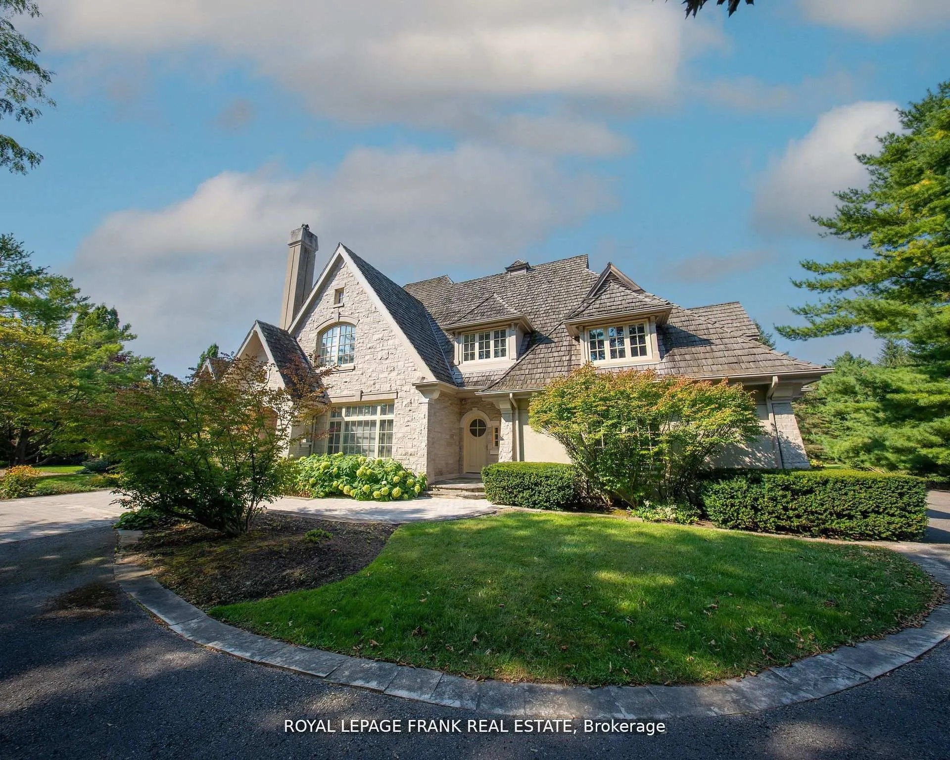 Photo 2 of 42 Buggey Lane, Ajax, Northeast Ajax — HOMEH