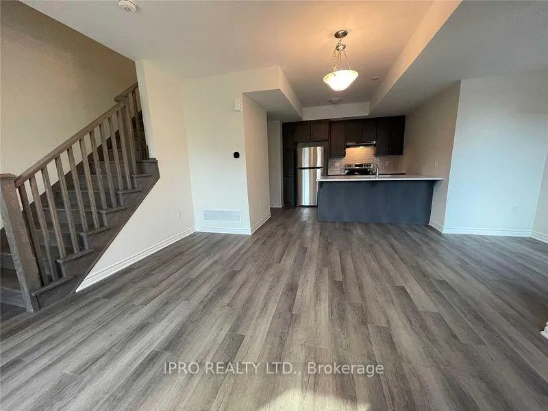Photo 2 of Unit 105, 1034 Reflection Place, Pickering, Rural Pickering — HOMEH