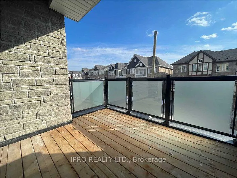 Photo 4 of Unit 105, 1034 Reflection Place, Pickering, Rural Pickering — HOMEH