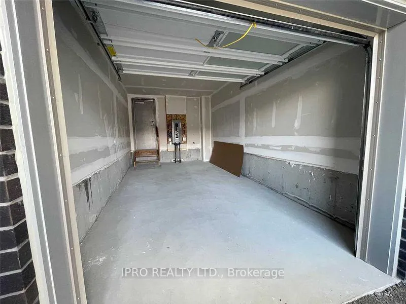 Photo 13 of Unit 105, 1034 Reflection Place, Pickering, Rural Pickering — HOMEH
