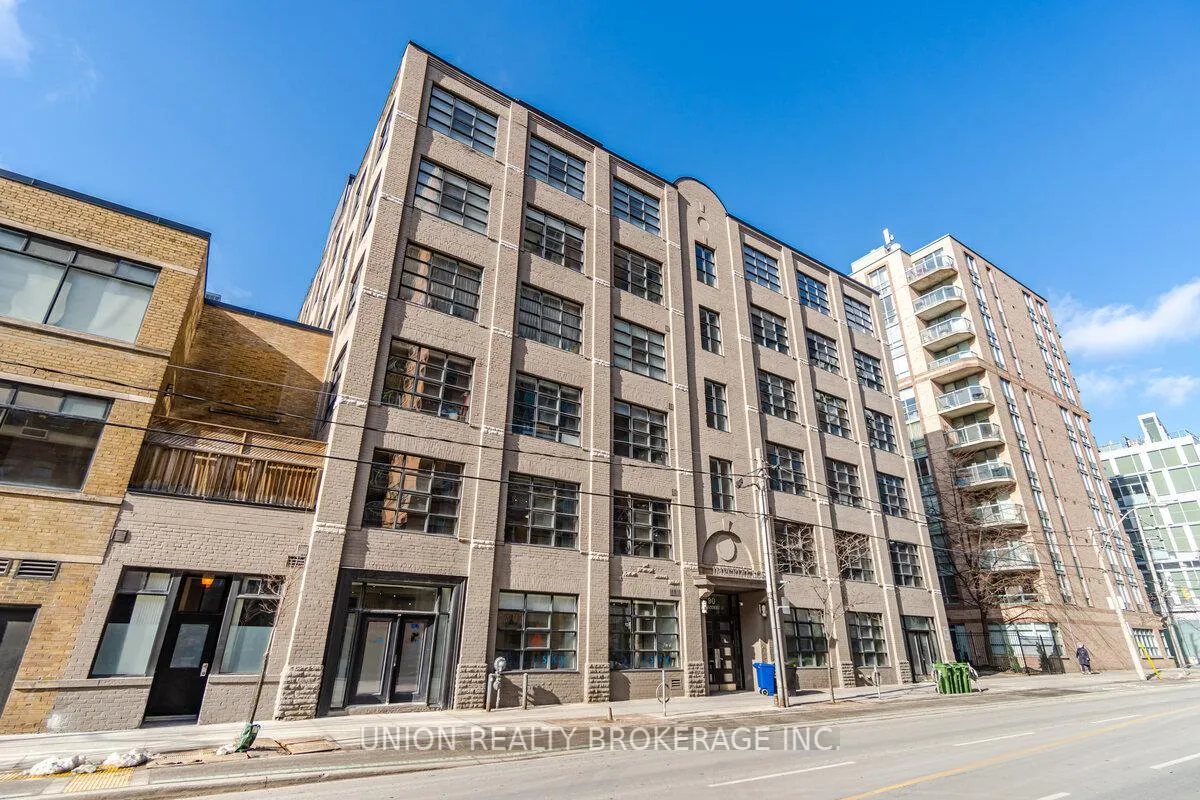 Front of Unit 207, 90 Sherbourne Street
