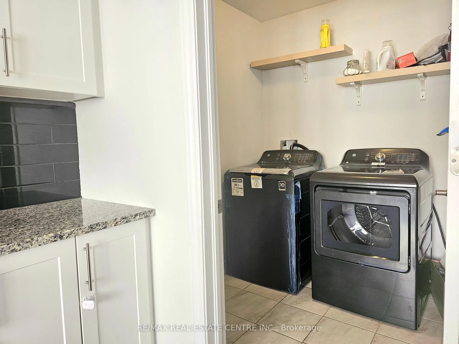 Photo 31 of 98 Hibiscus Lane, Hamilton, Vincent — HOMEH