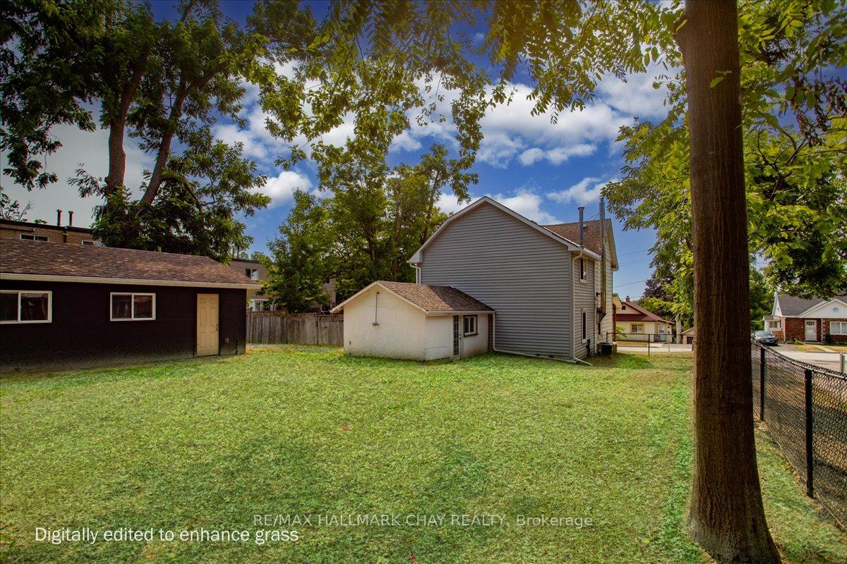Photo 46 of 14 Grove Street E, Barrie, Wellington — HOMEH