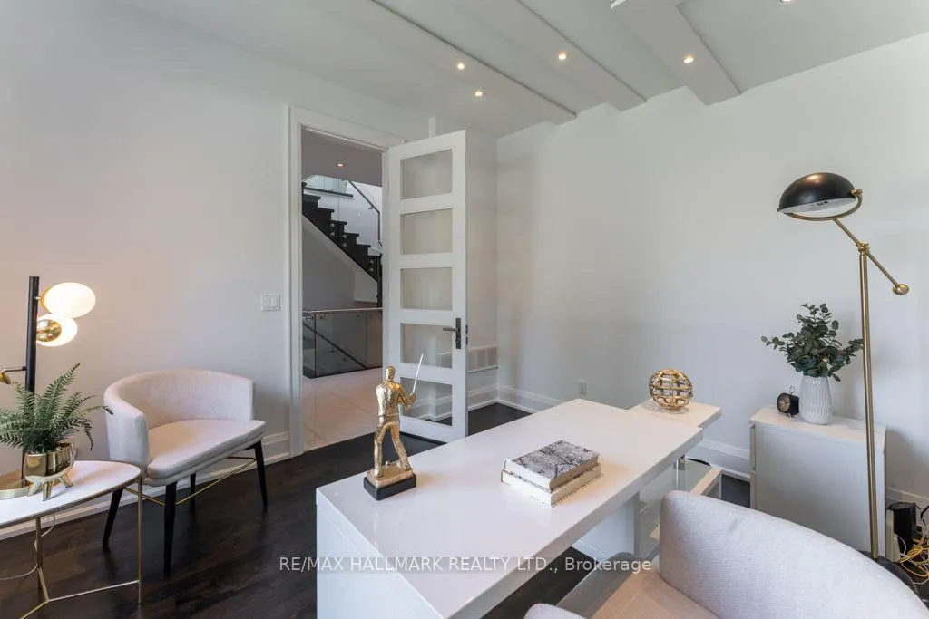 Photo 6 of 17 Hammok Crescent, Markham, Bayview Glen — HOMEH