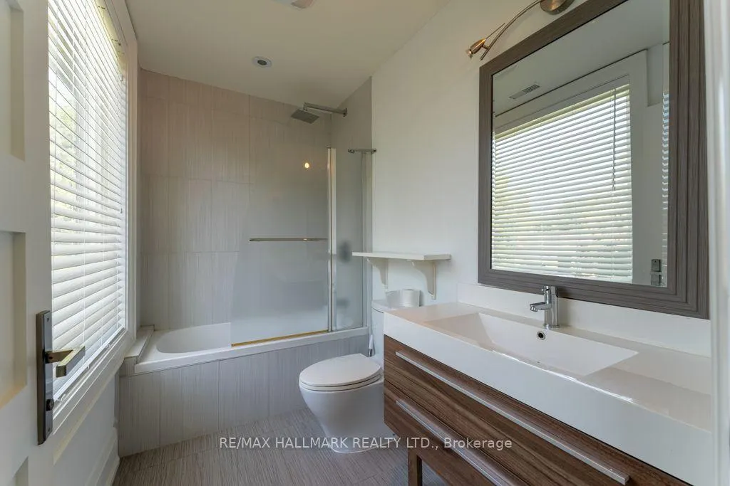 Photo 15 of 17 Hammok Crescent, Markham, Bayview Glen — HOMEH