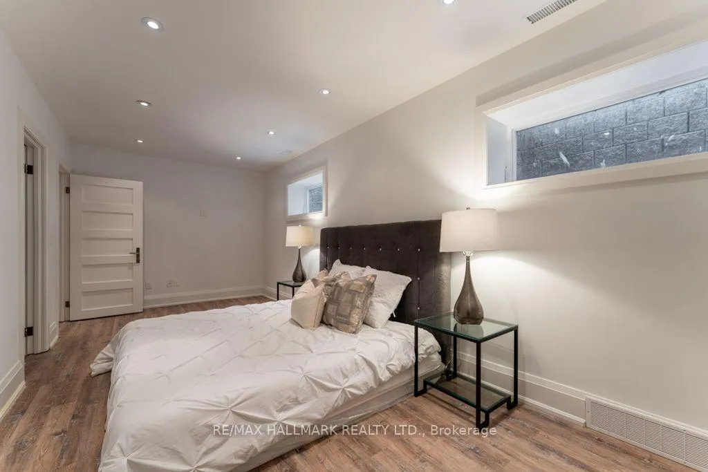 Photo 38 of 17 Hammok Crescent, Markham, Bayview Glen — HOMEH