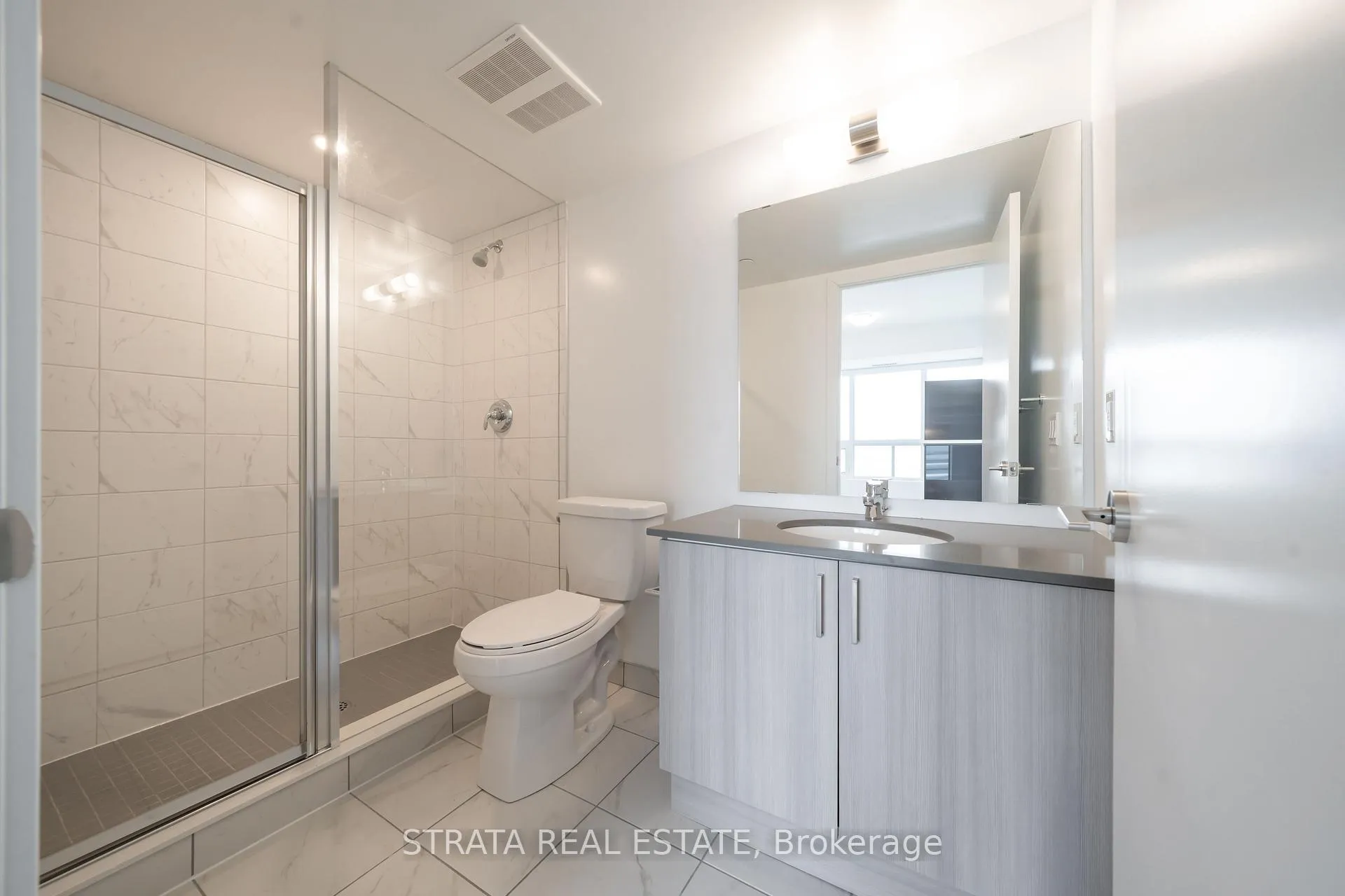 Photo 5 of Unit 502, 1435 Celebration Drive, Pickering, Bay Ridges — HOMEH