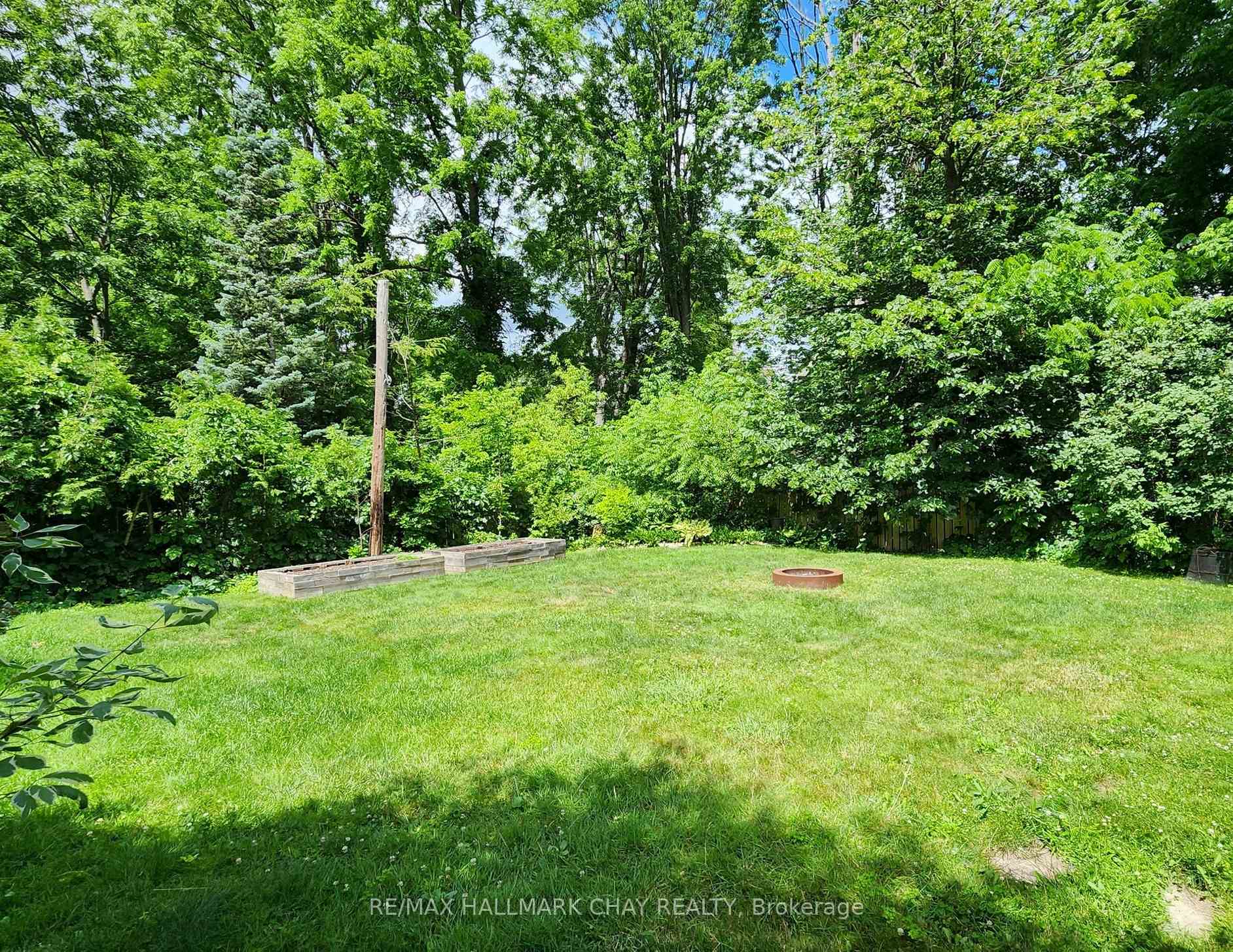 Photo 36 of 40 Wellington Street E, Barrie, Wellington — HOMEH