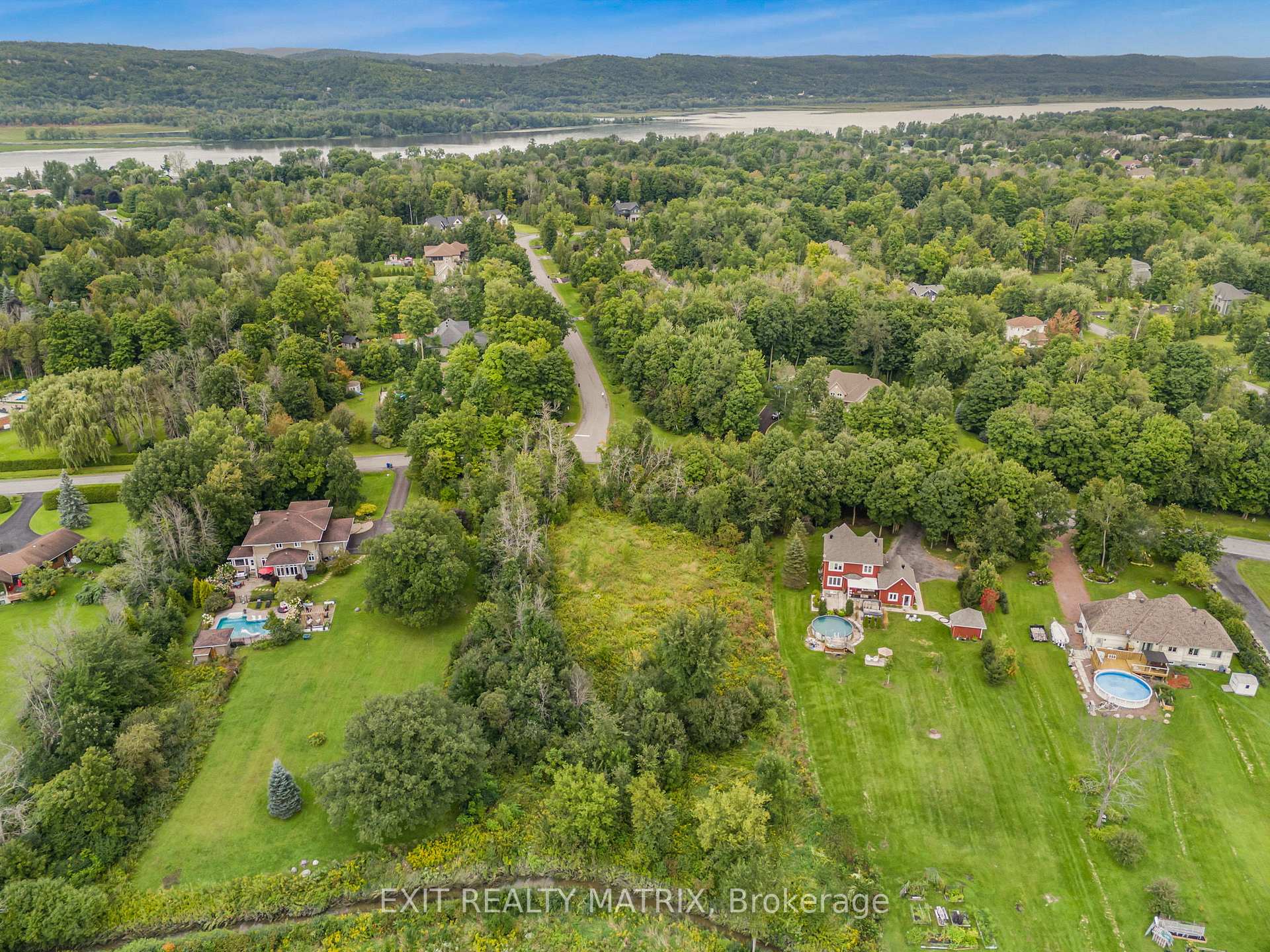 Photo 6 of 397 Lecours Street, Champlain, Champlain Twp — HOMEH
