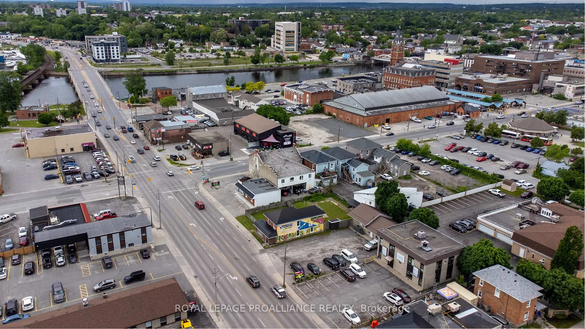 Photo 7 of Unit 4, 145 Pinnacle Street, Belleville, Thurlow Ward — HOMEH