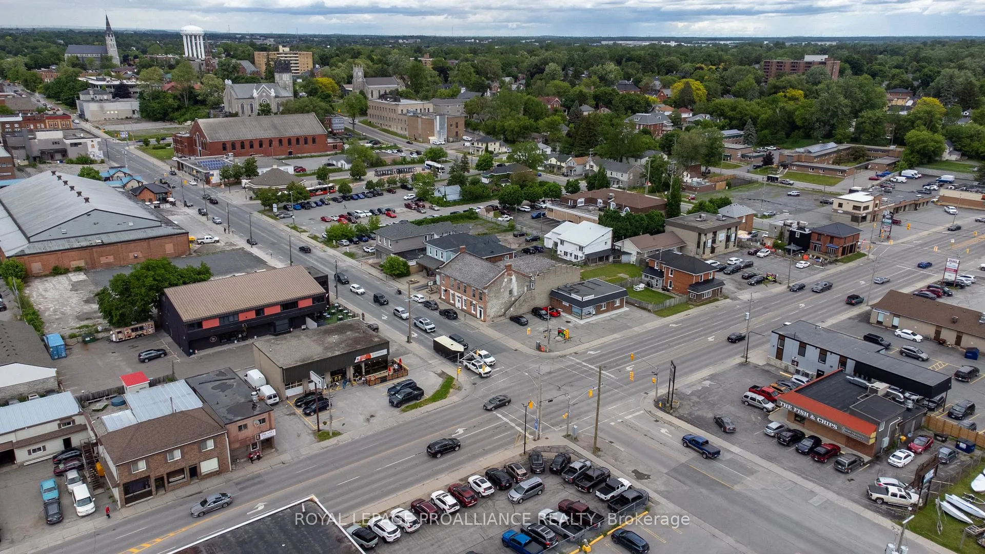 Photo 8 of Unit 4, 145 Pinnacle Street, Belleville, Thurlow Ward — HOMEH