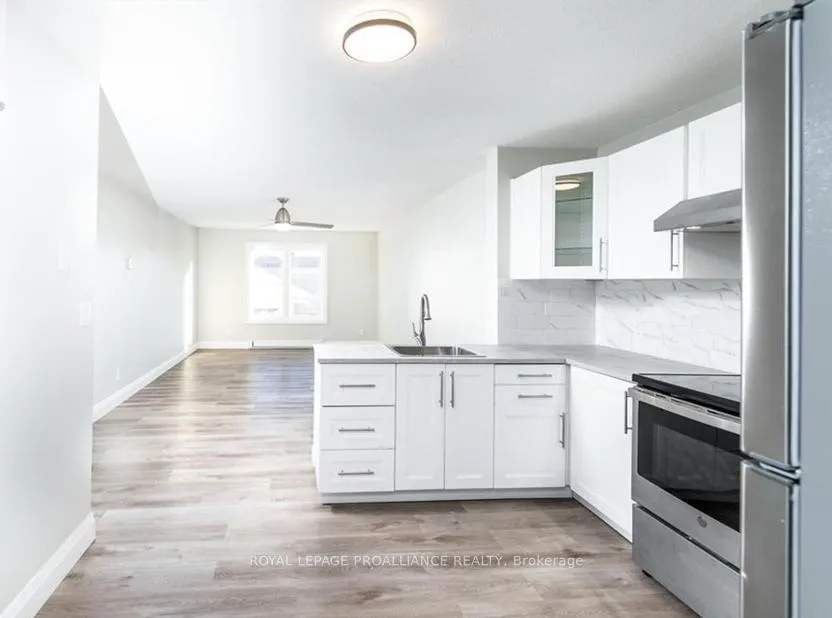 Photo 15 of Unit 4, 145 Pinnacle Street, Belleville, Thurlow Ward — HOMEH