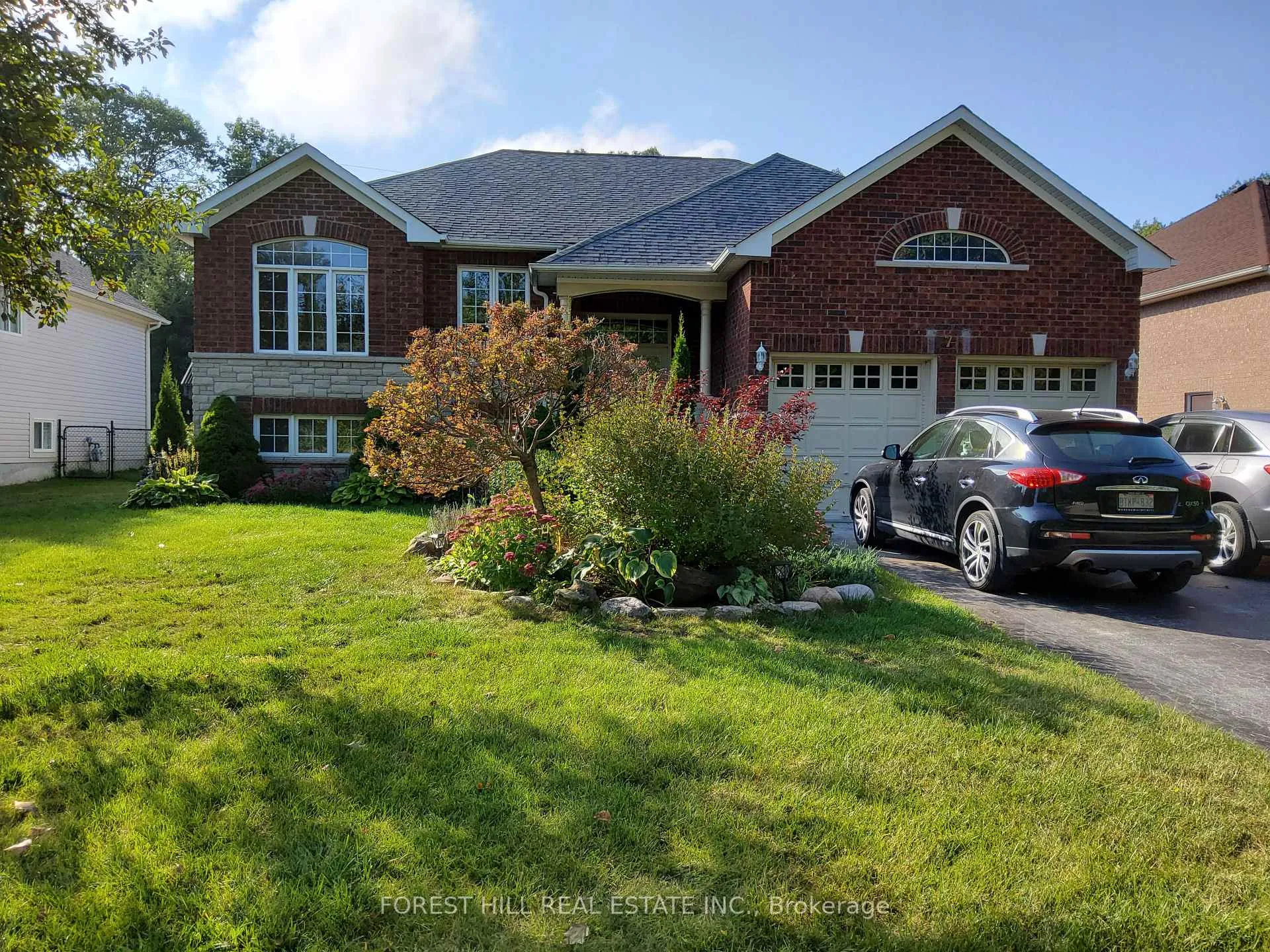 Front of 7 Tamarack Way
