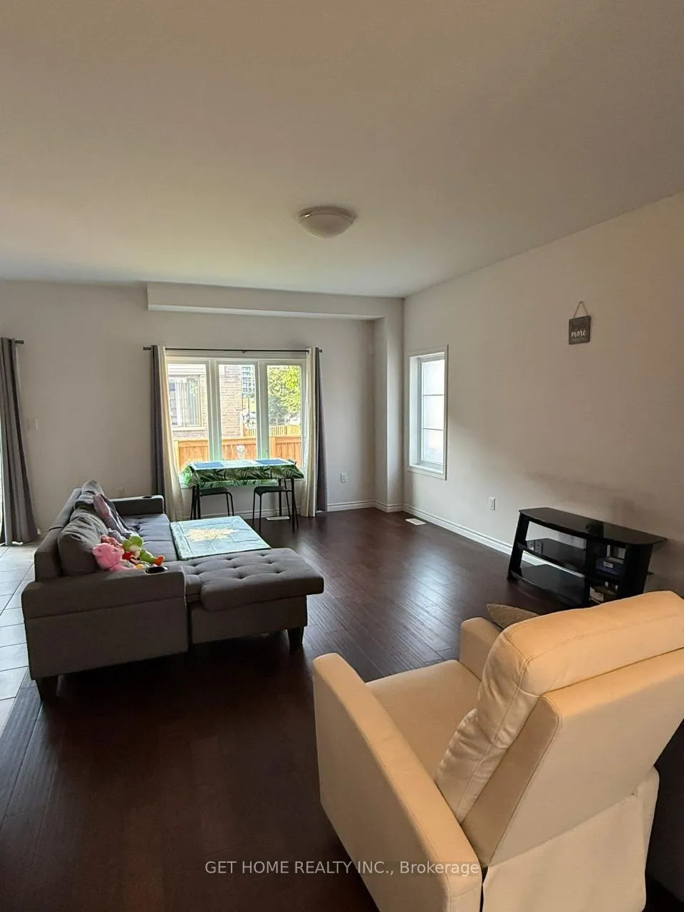 Photo 5 of Unit 165, 30 Times Square Boulevard, Hamilton, Stoney Creek — HOMEH