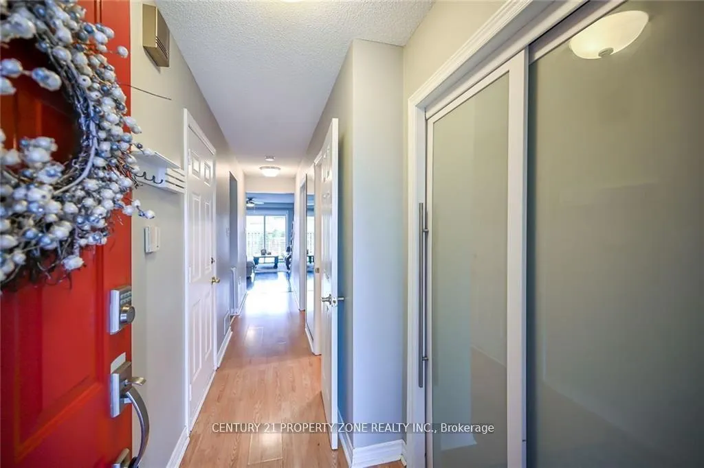 Photo 14 of 40 Frances Avenue, Hamilton, Stoney Creek — HOMEH