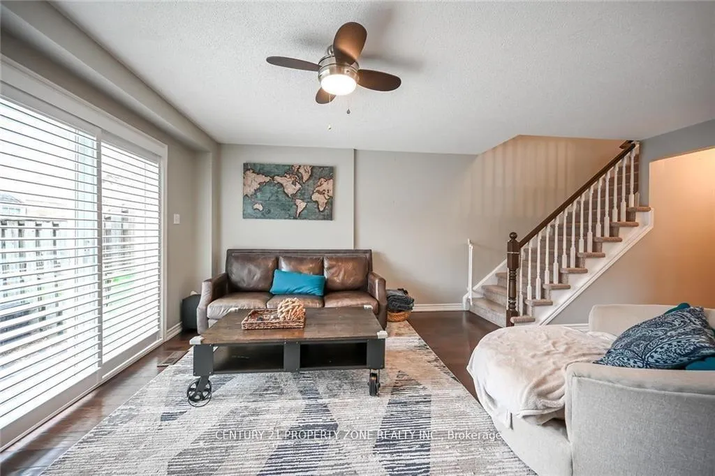 Photo 37 of 40 Frances Avenue, Hamilton, Stoney Creek — HOMEH