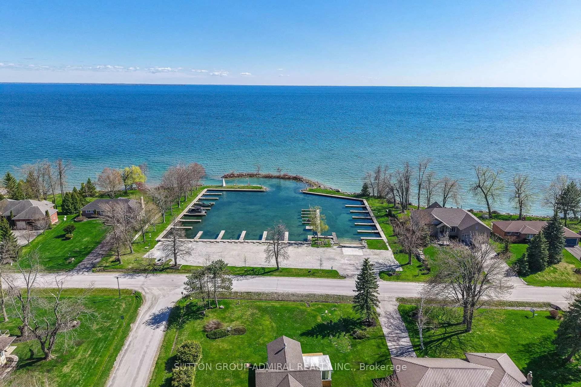 Front of 114 Bayshore Drive