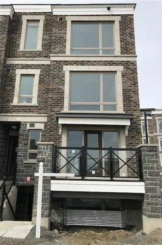 Front of Unit 510, 30 Dunsheath Way