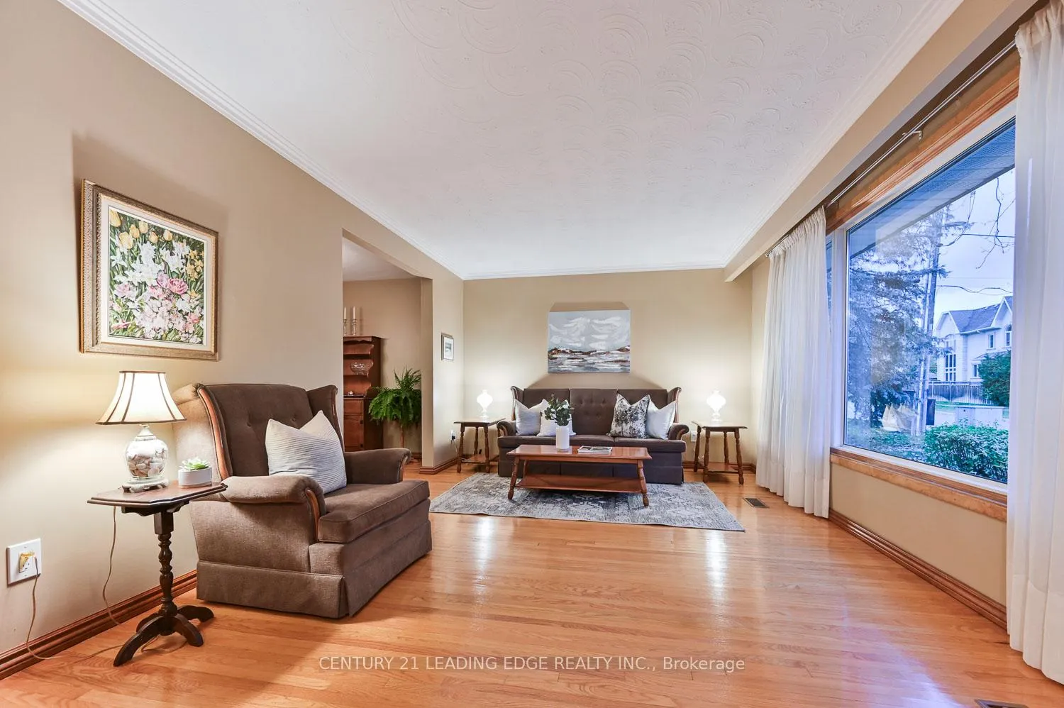 Photo 6 of 12 Pratt Circle, Markham, Unionville — HOMEH