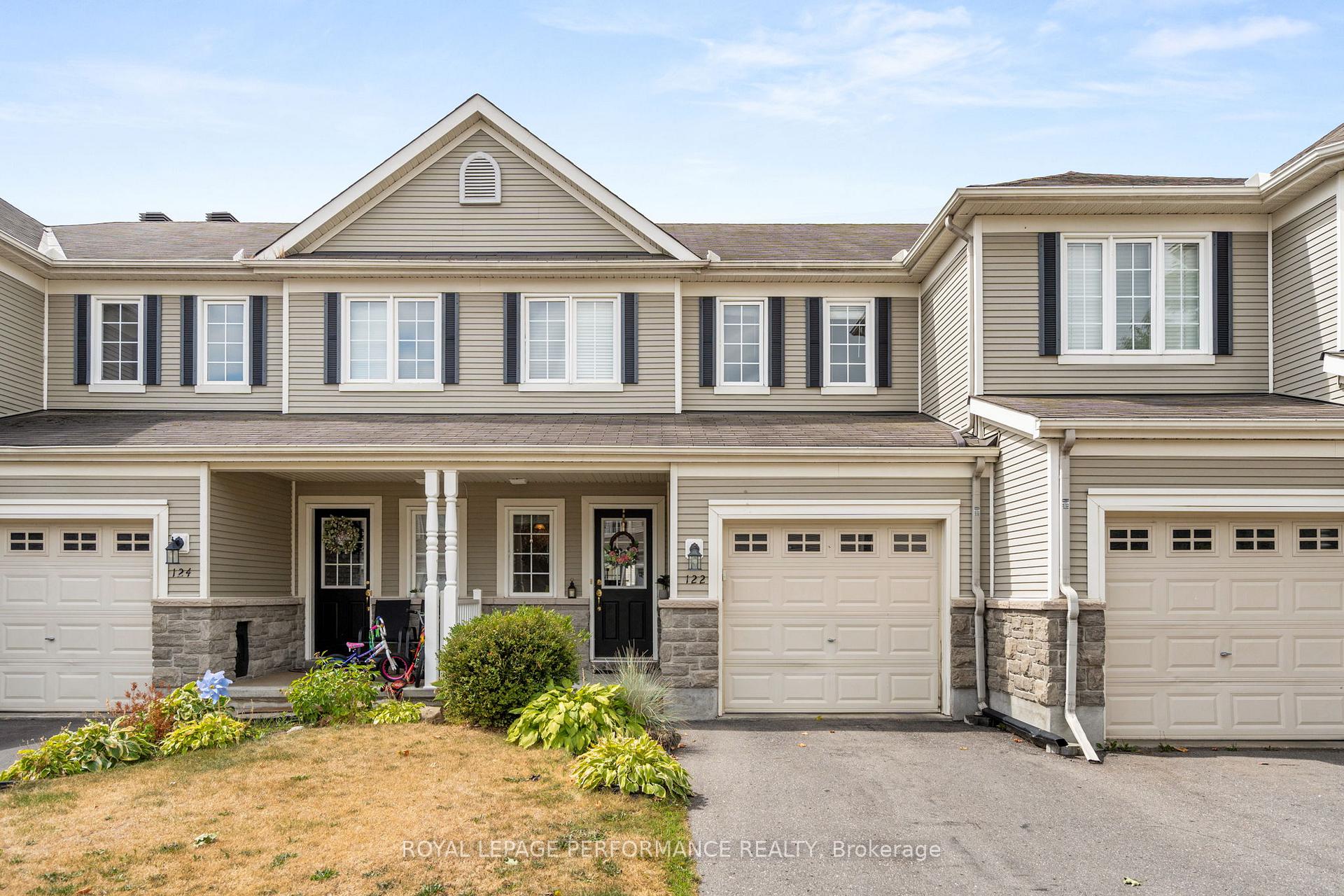 Front of 122 Osnabrook Private