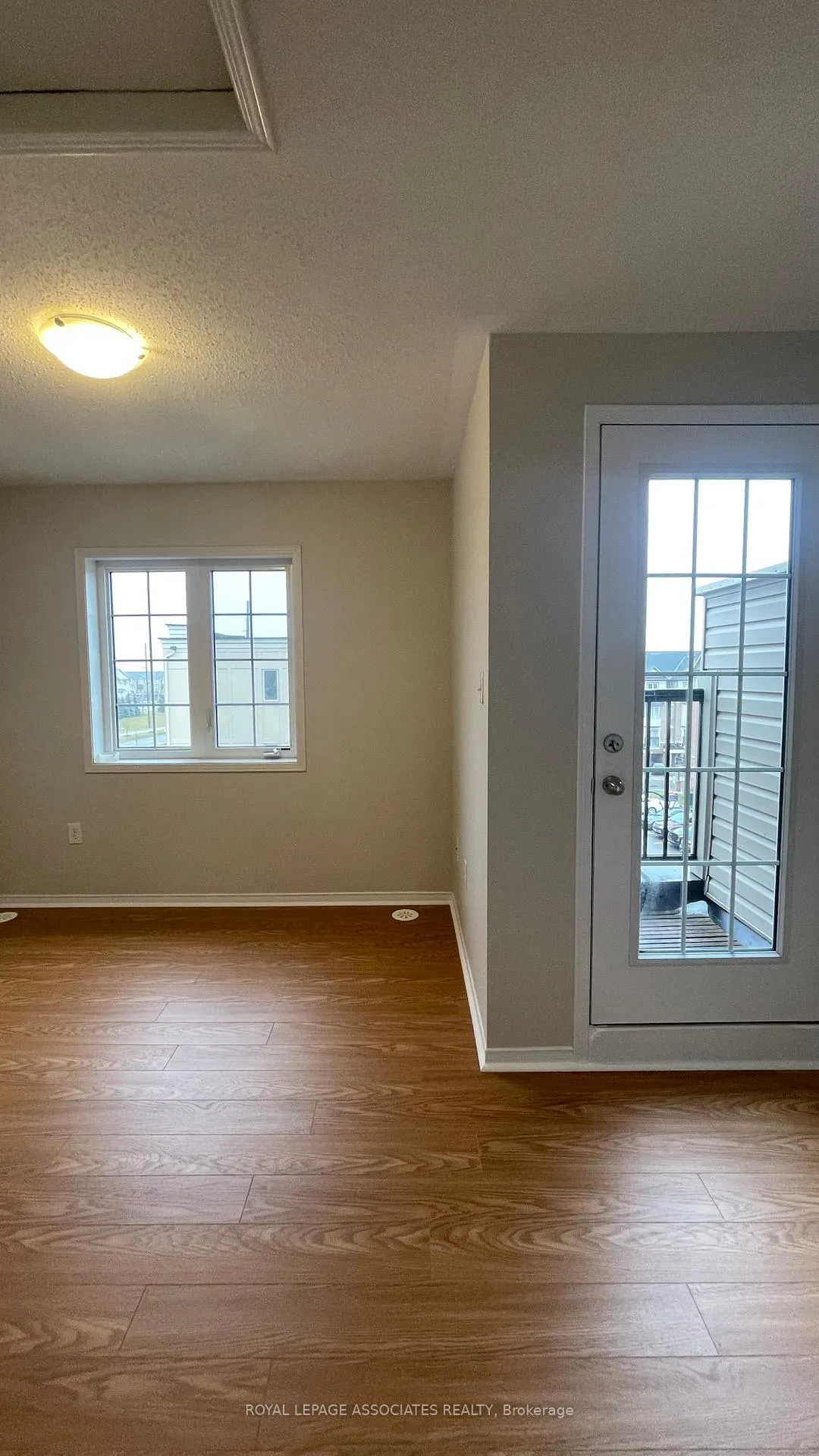 Photo 8 of 2506 Rosedrop Path, Oshawa, Windfields — HOMEH